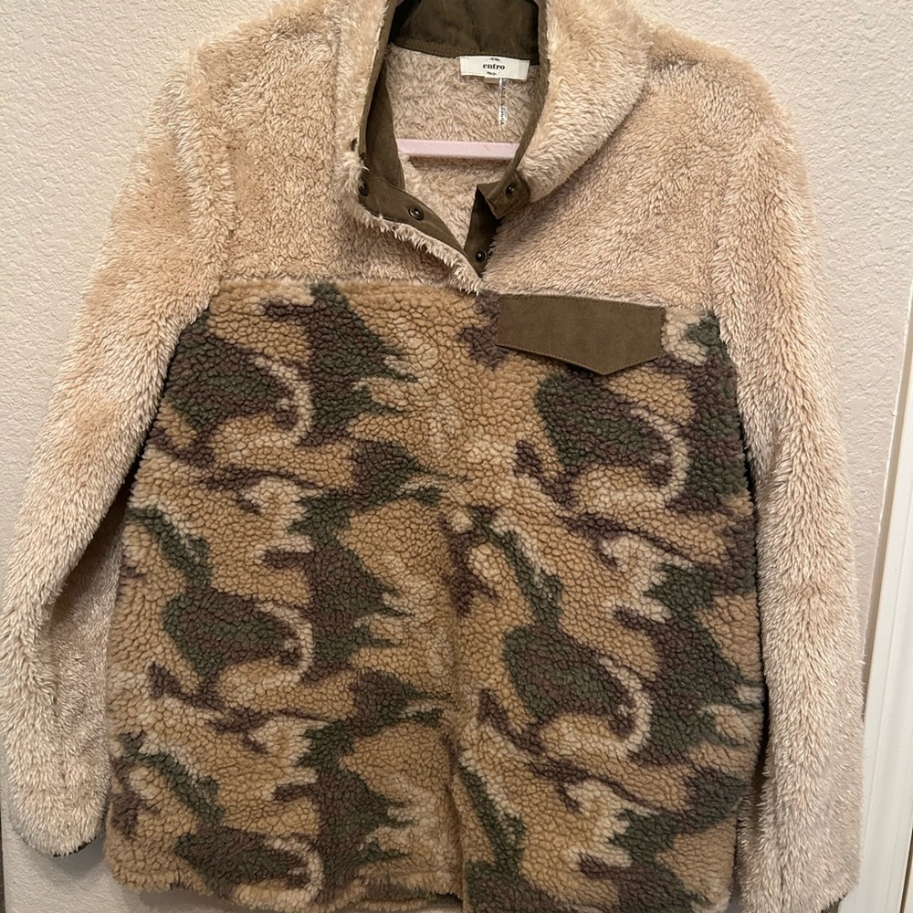 Entro Sherpa Camo Pullover